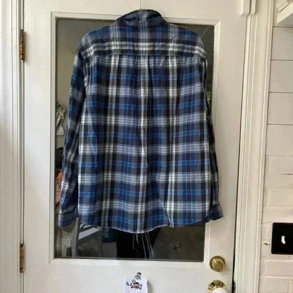 Eddie Bauer Button Down Shirt Size XL - Picture 4 of 4